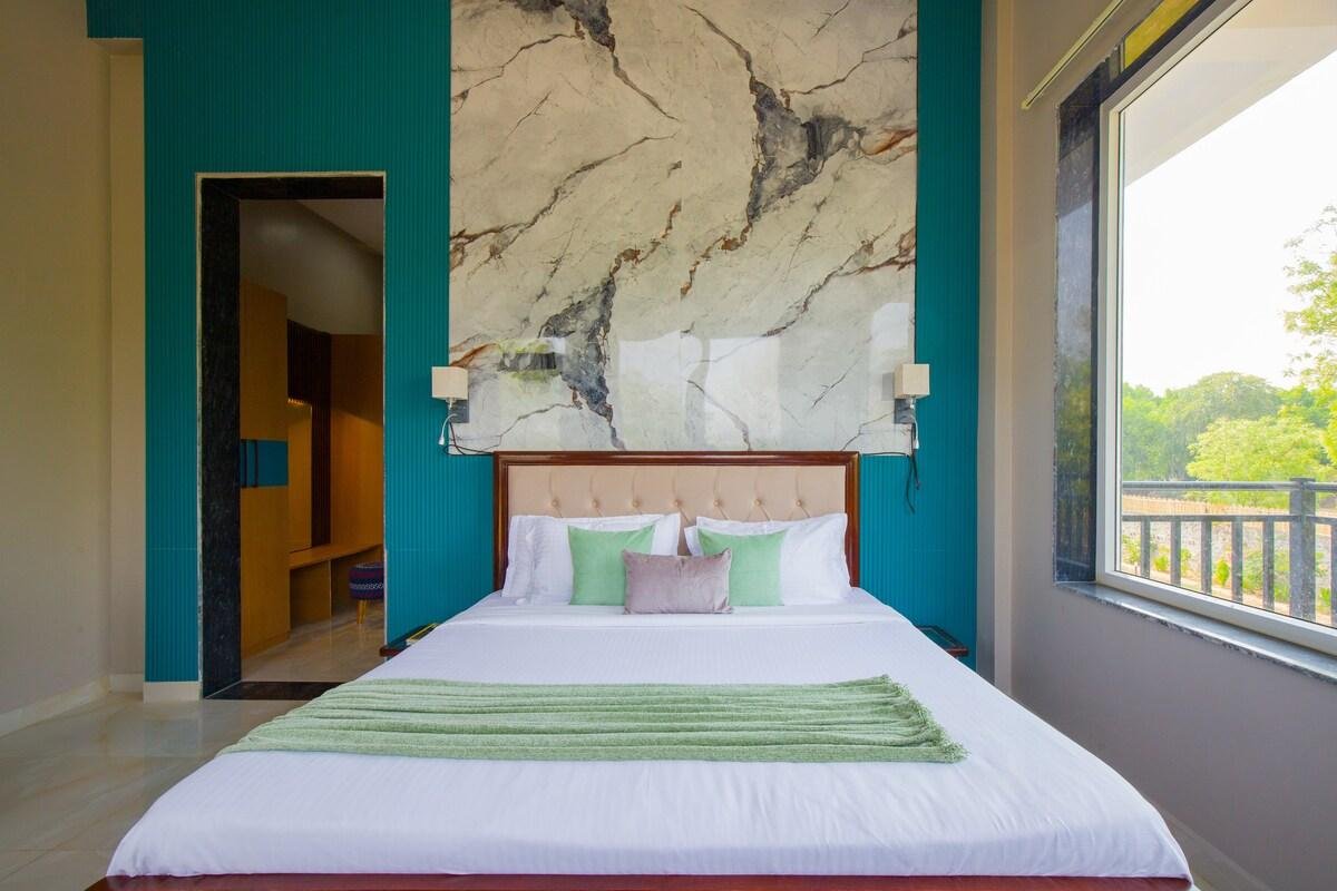 ELIVAAS Amber Villa 3 bhk x Solis Nature