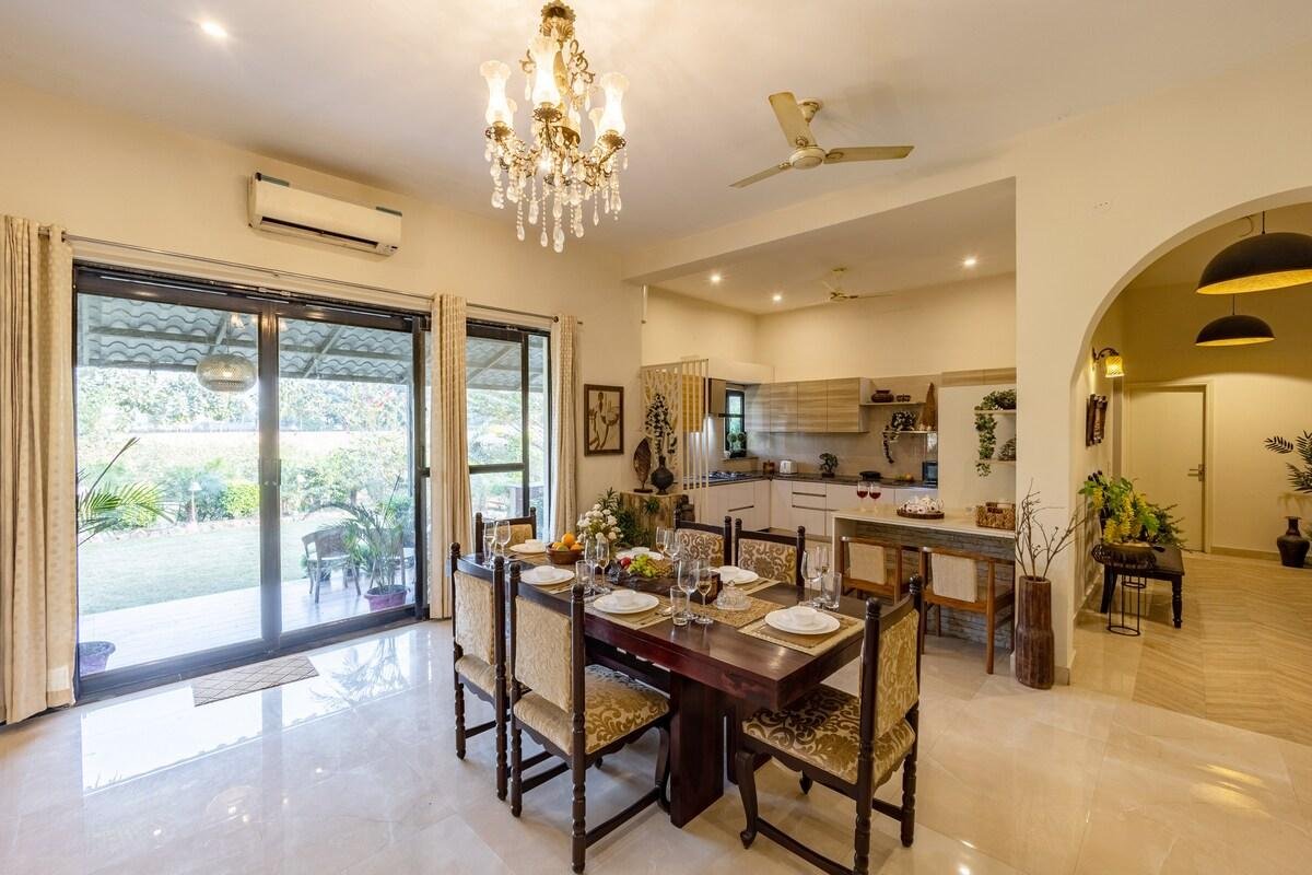 Alaya Stays Dacha   3 bhk x Solis Nature