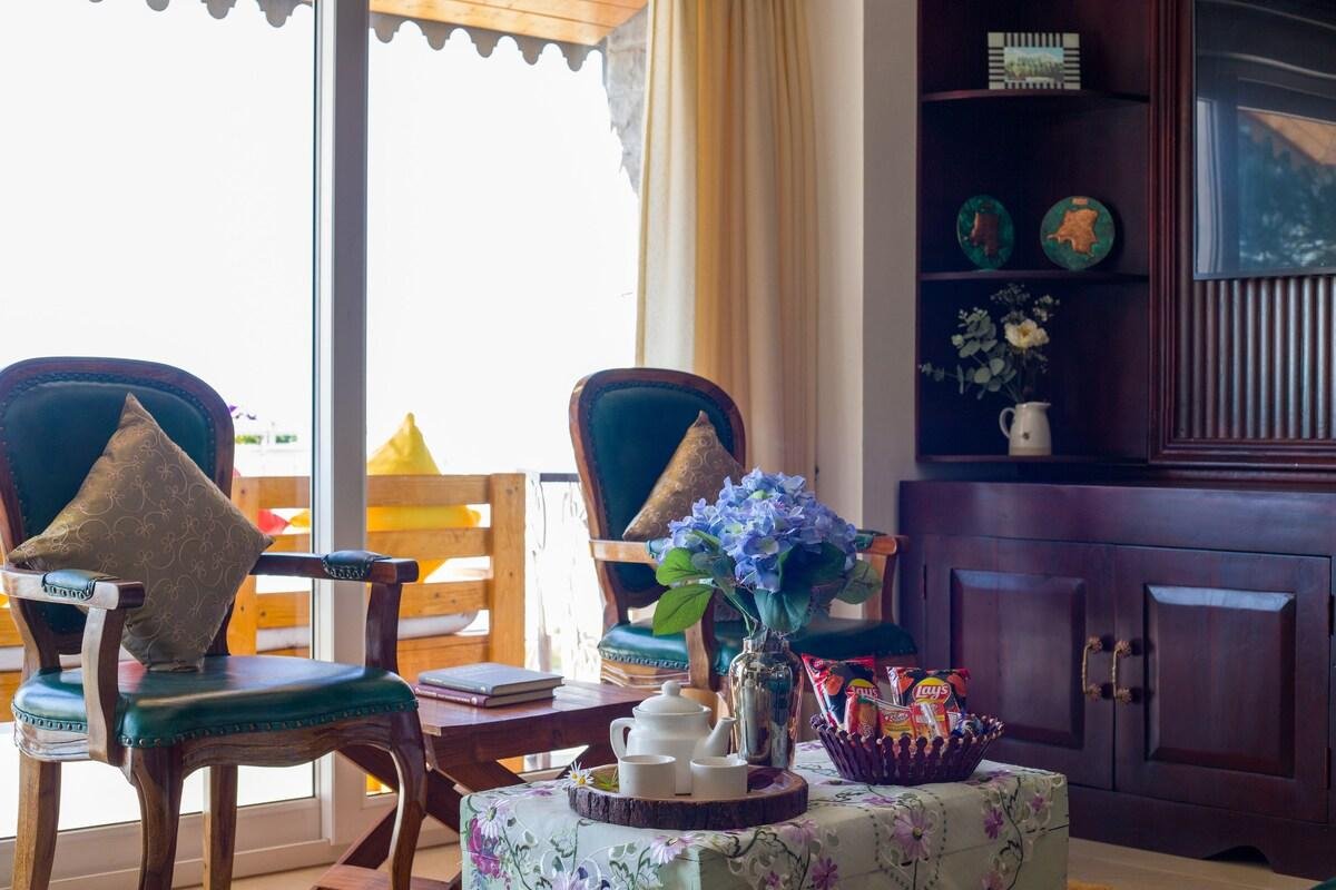 ELIVAAS Cliff Side Villa 3BHK + Attic x Solis Nature