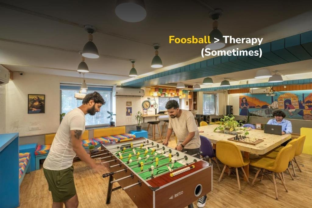 goSTOPS Delhi - Private Rooms & Dorms x Solis Nature