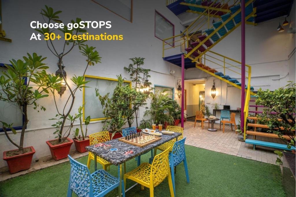 goSTOPS Delhi - Private Rooms & Dorms x Solis Nature