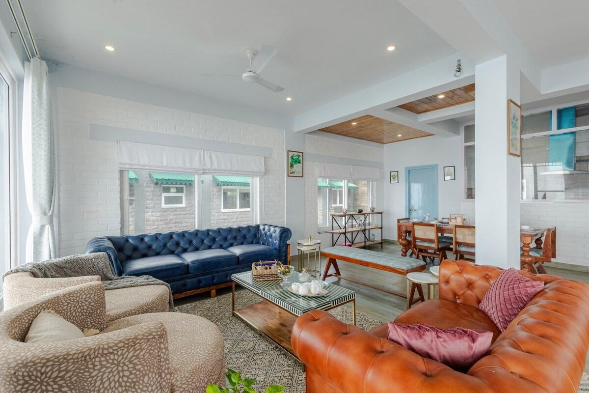 ELIVAAS Goldencrest   6-BHK Villa x Solis Nature