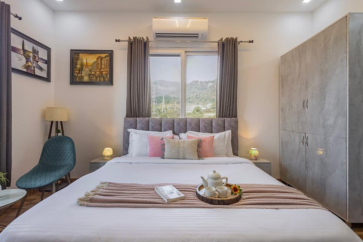 Alaya Stays Baramasa  3 BHK x Solis Nature