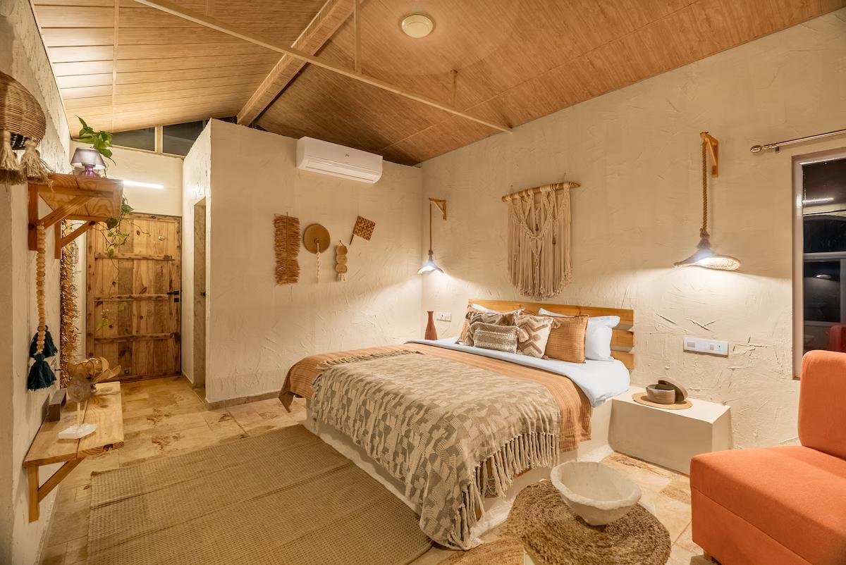 Stayscape - The Zuri House, 8BHK Villa in Karjat x Solis Nature