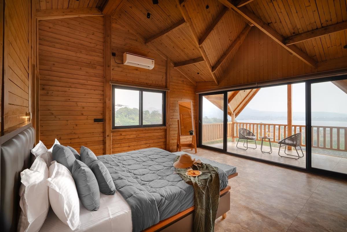 Stayscape - Villa Smultronstalle, 6BHK in Igatpuri x Solis Nature