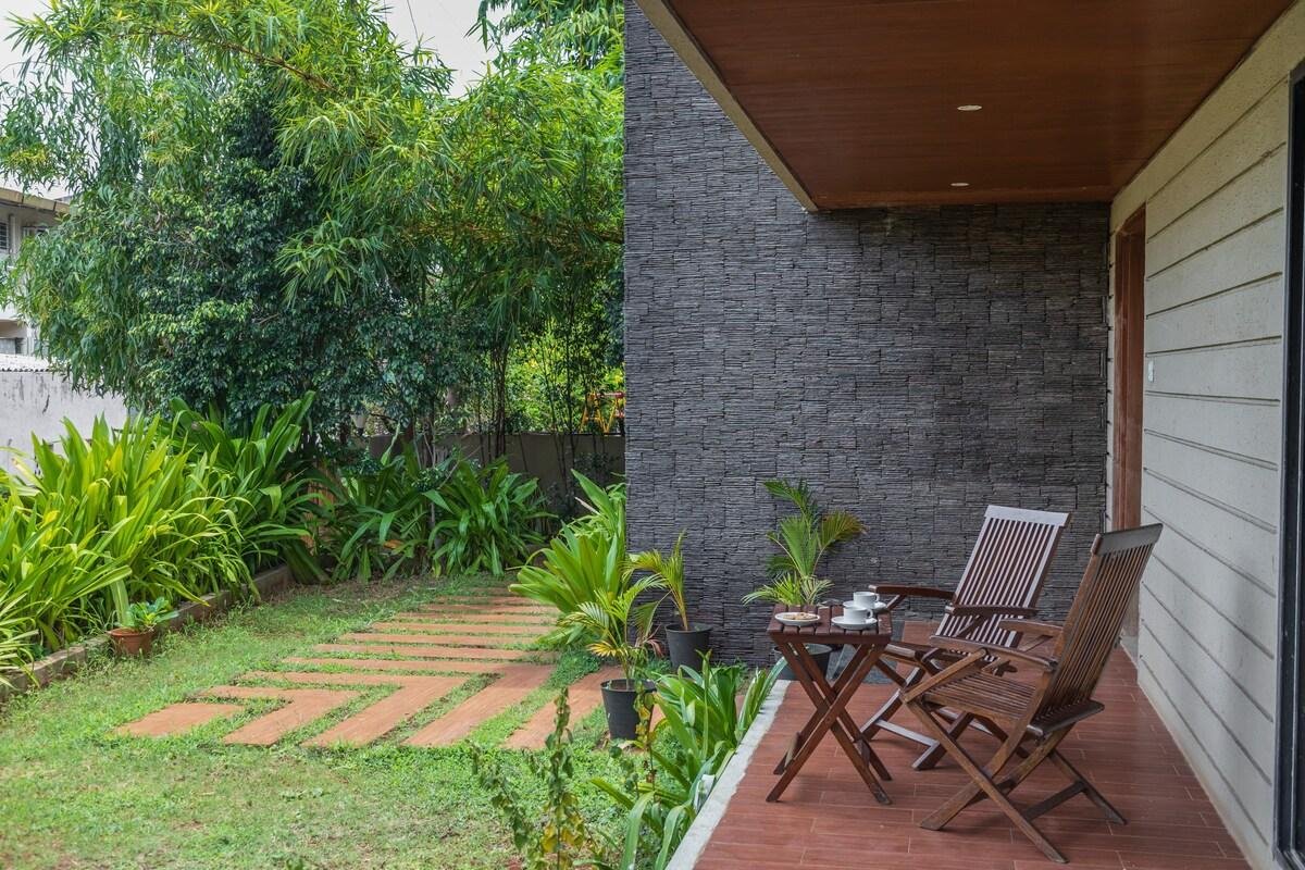 Stayscape- Aquavista 2  , 3BHK Veg N Jain in Lonavala x Solis Nature