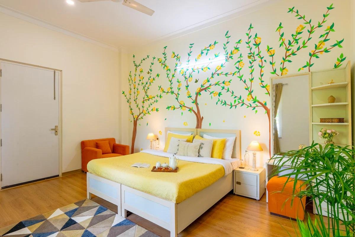 Alaya Stays by ELIVAAS Daffodil 3 bhk x Solis Nature