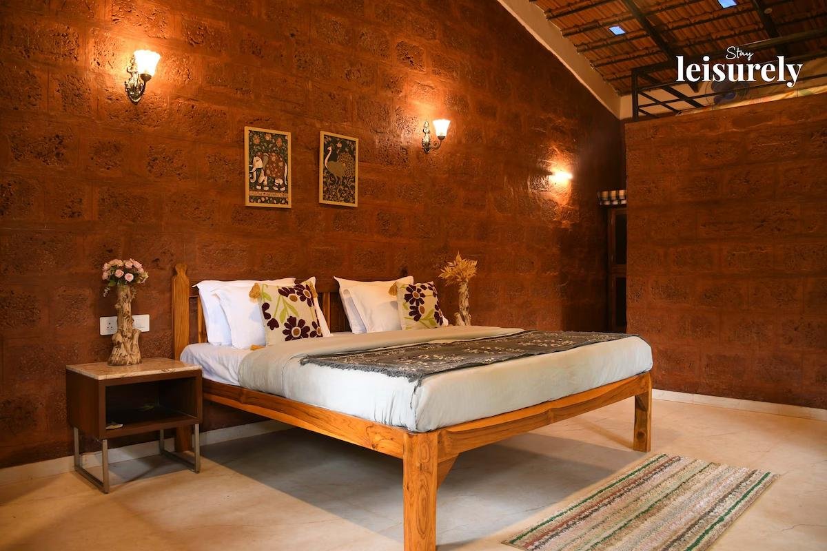 StayLeisurely Sera Villa Thal Alibaug 4 BHK x Solis Nature