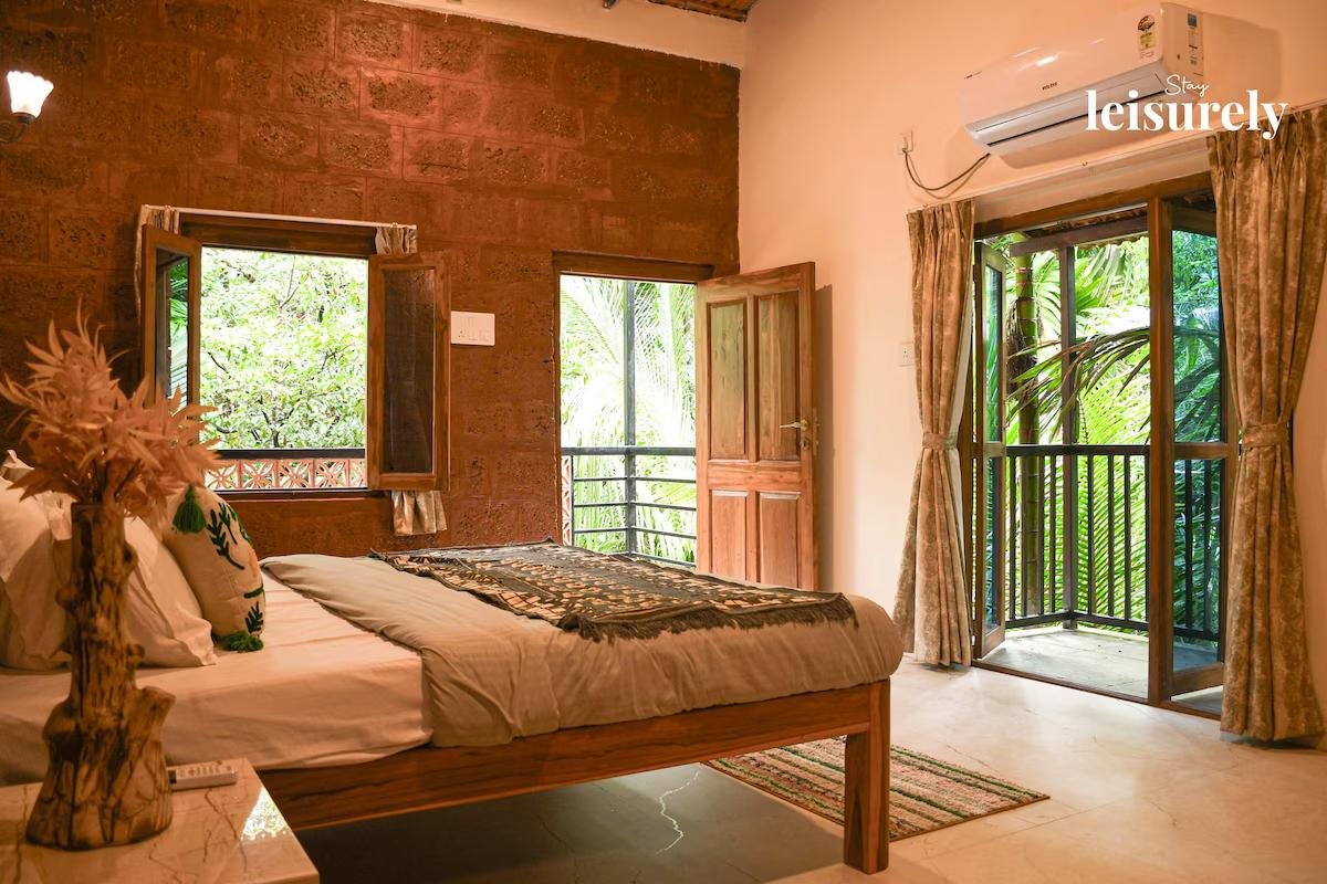 StayLeisurely Sera Villa Thal Alibaug 4 BHK x Solis Nature
